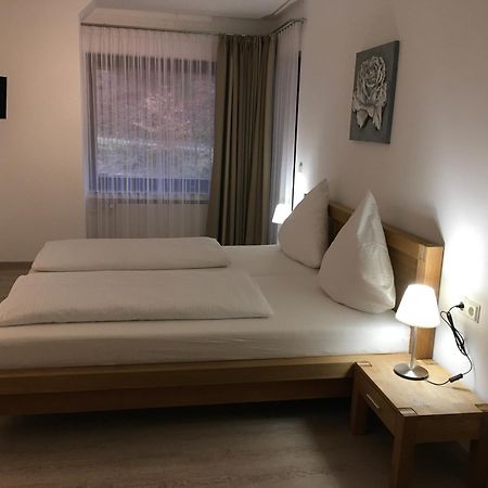 Hotel-Pension Zum Paradies Willingen  Extérieur photo