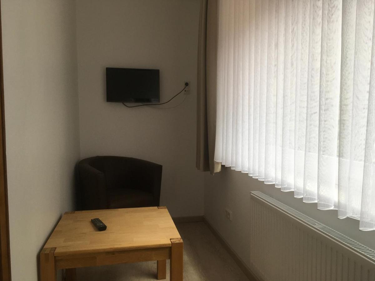Hotel-Pension Zum Paradies Willingen  Extérieur photo
