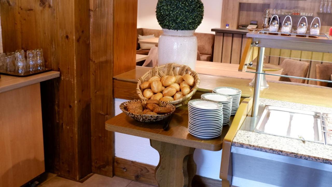 Hotel-Pension Zum Paradies Willingen  Extérieur photo